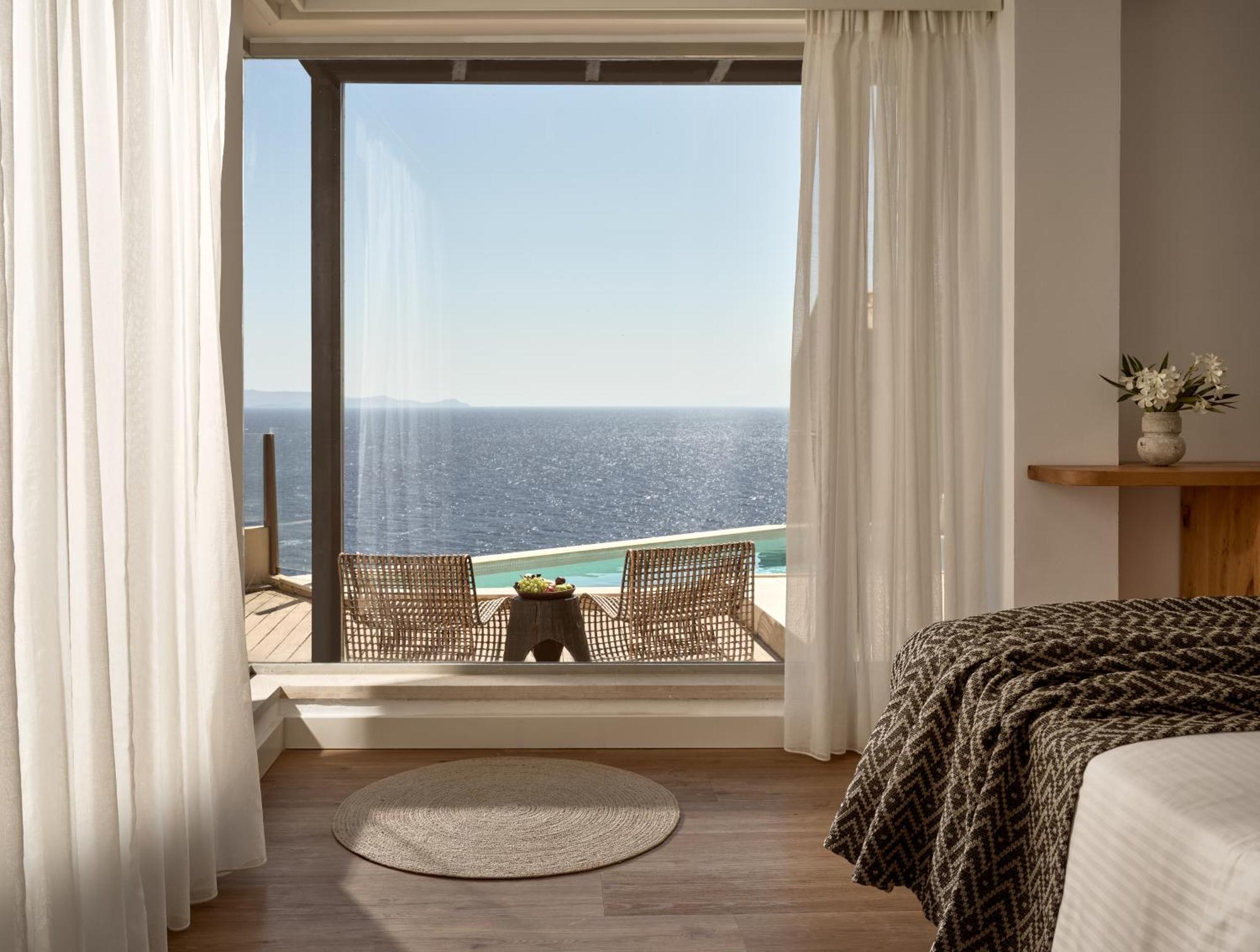 Summer Suite Private Pool